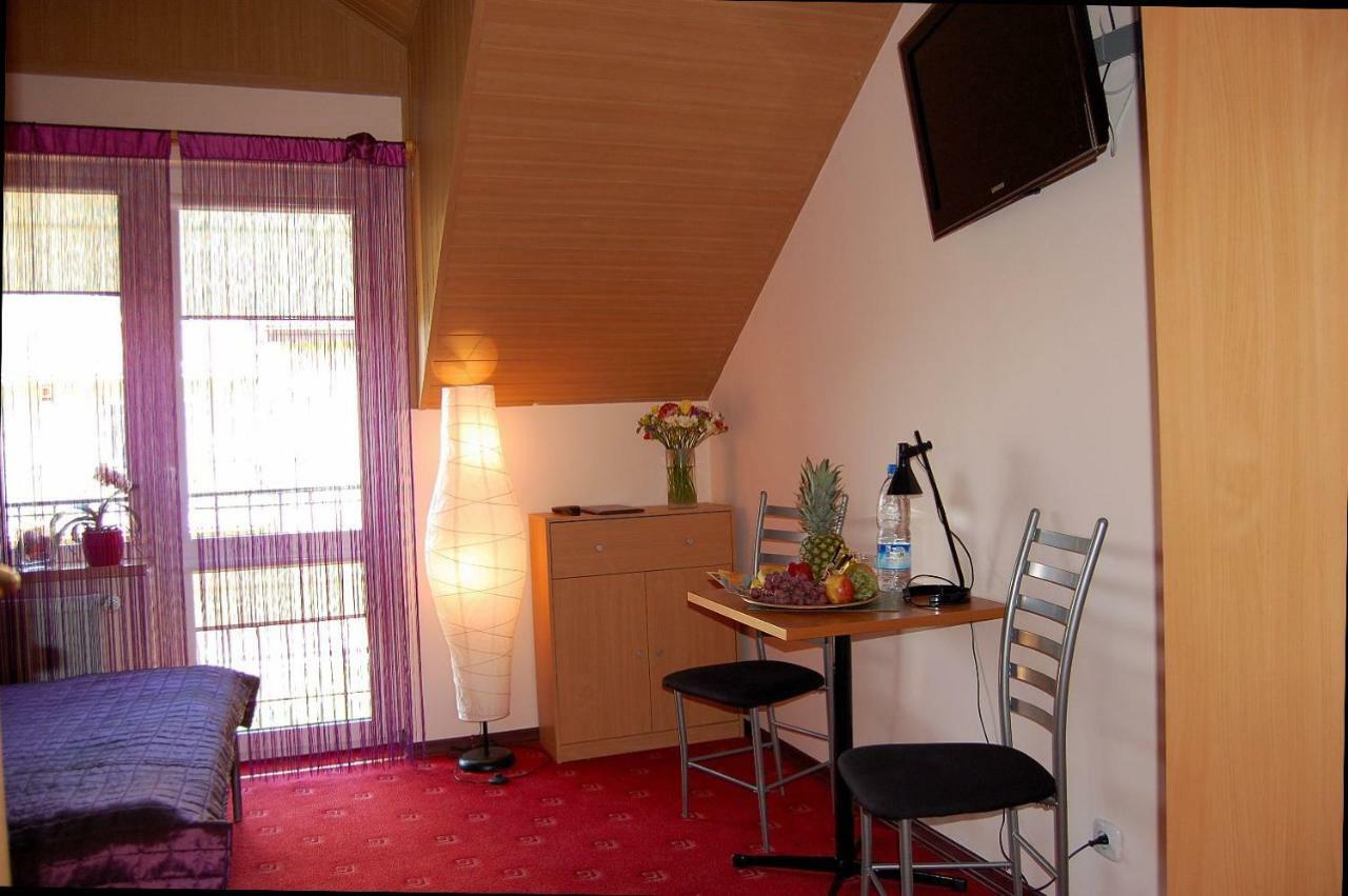 Privatunterkunft Orchidea